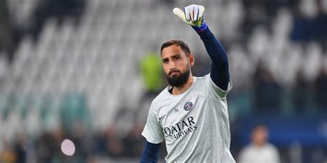 Juve Psg Cori Contro Donnarumma Figlio Di P