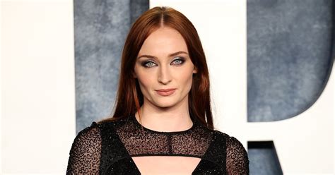 Sophie Turner Talks Buccal Fat Removal Rumors Plastic Surgery Claims Us Weekly