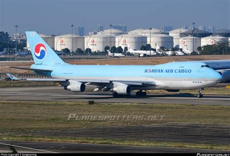 Hl Korean Air Boeing B Erf Photo By Songxiuming Id