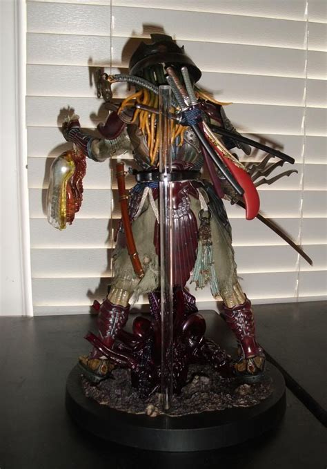 Hot Toys Artist Collection AVP Samurai Predator 1 6 Scale Collectible Figure Page 156