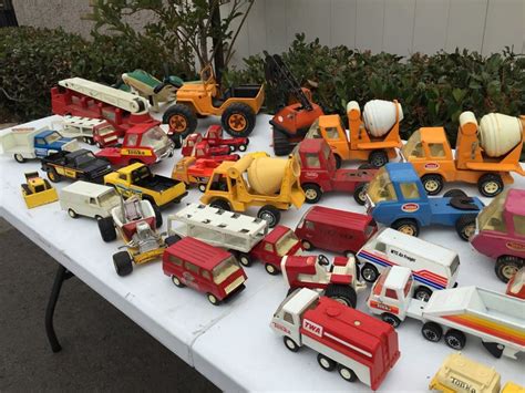 HUGE Lot Of Vintage TONKA Trucks And TONKA Vehicles | Tonka truck, Tonka, Estate auction