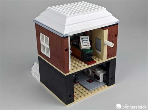 Lego Ideas Home Alone Dt Xd Review The Brothers Brick The