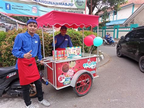 Mantap Tguk Luncurkan Program Gerobak Eskrim Keliling Radar Idn