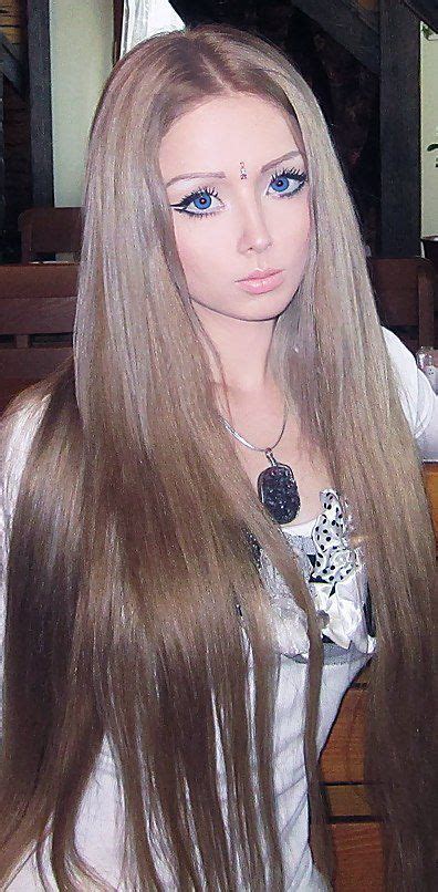 Ukrainian Girl Valeria Lukyanova The Real Life Barbie Doll Long Hair Pictures Barbie Dolls