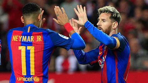 Lionel Messi Wants Neymar Jr to Take His Place at Barca: Report