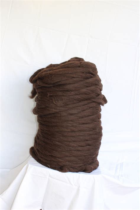 Lb Wholesale Roving Wool Natural Un Dyed Dark Brown Chunky Yarn