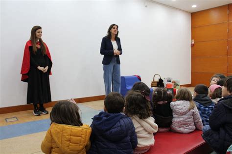 Biblioteca Municipal Recebe Crian As Do Pr Escolar Em Sess Es De