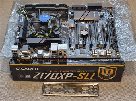 Gigabyte Ga Z Xp Sli Lga Atx Motherboard I Gb Ram