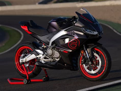 Nuova Aprilia Rs Video Presentazione Ufficiale Recensione Completa