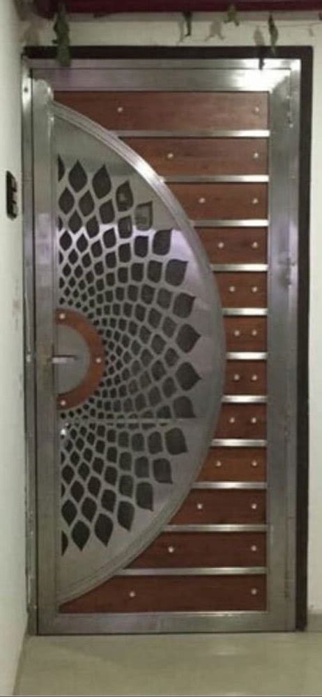 Hinged Brown Stainless Steel Laser Cutting And Hpl Gate For Home At Rs