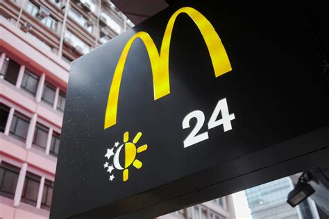 Mcdonald S Q Earnings Miss Expectations Amid Consumer Pullback