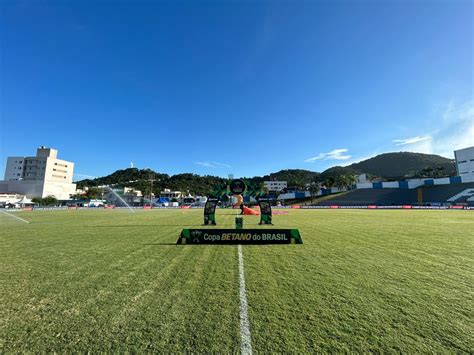 Brusque Vai Jogar O Catarinense No Est Dio Das Na Es Brusque Ge