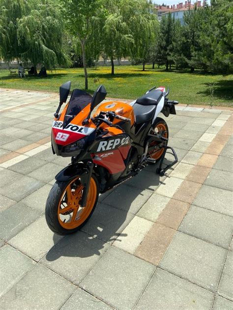 Cbr Repsol Rr Motosiklet