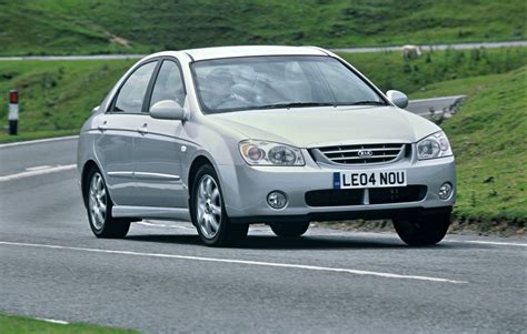 Used Kia Cerato Saloon (2004 - 2006) Review | Parkers