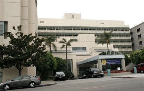 UCLA SANTA MONICA MEDICAL CENTER - Updated January 2025 - 214 Photos ...