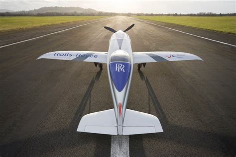 Rolls Royce To Make World S Fastest Electric Plane Completes Crucial