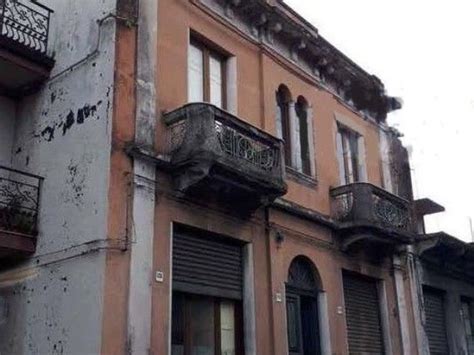 Aste Giudiziarie Case All Asta A Centro Storico Acireale Idealista