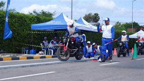 Instruktur AHM Ukir Prestasi Di Kompetisi Safety Riding Asia Dan