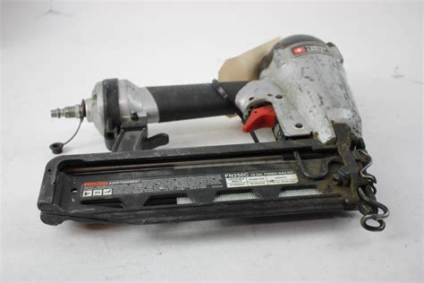 Porter Cable 16 Ga Finish Nailer Fn250c Property Room