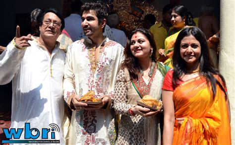 tollywood hot picture: jeet koel and his wife