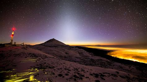 The night sky over Tenerife - Volcano Teide