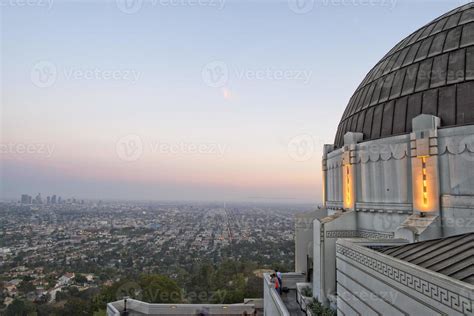 los angeles night view from observatory 20163695 Stock Photo at Vecteezy