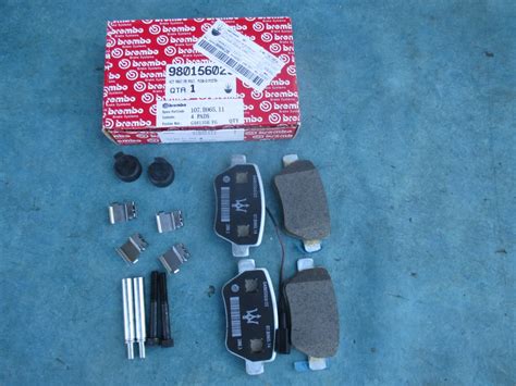 Origianal Maserati Ghibli Quattroporte Brembo Rear Brake Pads Brakes 4612 Oem Parts