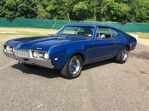 1968 Oldsmobile Cutlass American Muscle Carz