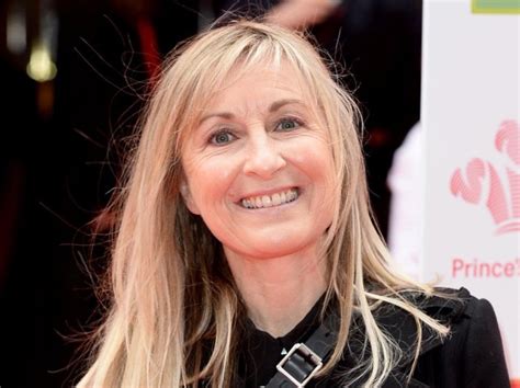 What Age Is Fiona Phillips As She Receives Alzheimers Diagnosis