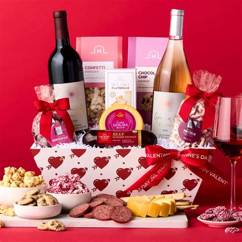 Valentines Day Premium Treats And Wine T Basket 8999 Hickory Farms