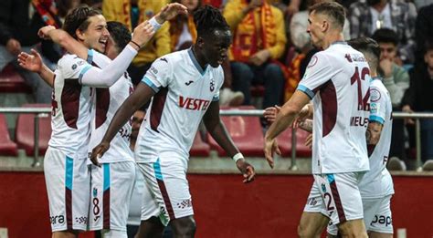 Trabzonspor da yarı final kamp kadrosu belli oldu İki eksik beIN