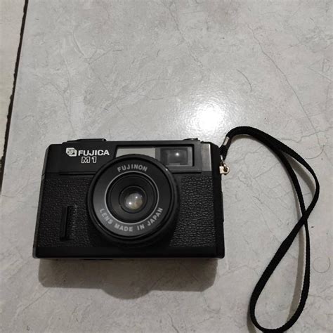 Fujica M Mulus Nego Kamera Analog Fotografi Di Carousell