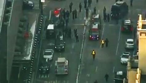 New York City Explosion One Man Held In Police Custody Subway Stations Shut Rush Hour Traffic