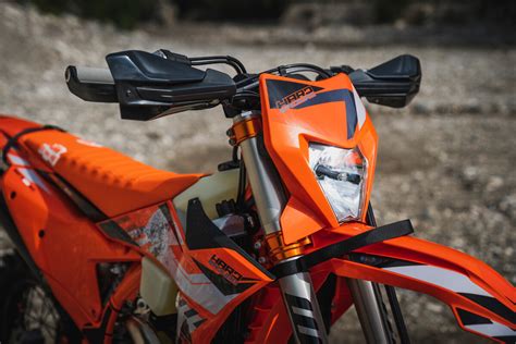 First Look New KTM 300 HARDENDURO Edition