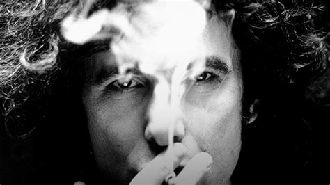 Andr S Calamaro Tendr Su Debut En La Docuserie Bios Vidas Que