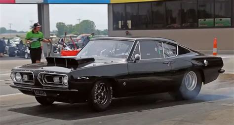 Stout Plymouth Barracuda Drag Racing at National Trails