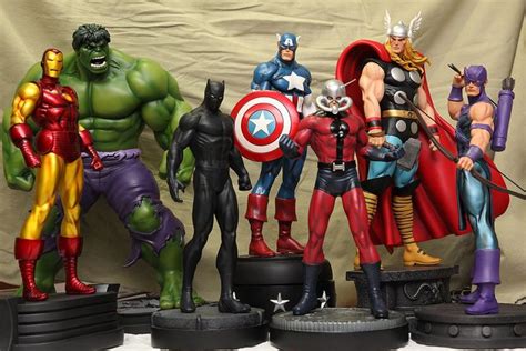 Marvel Superhero Action Figures ~ ACTION FIGURE DELUXE