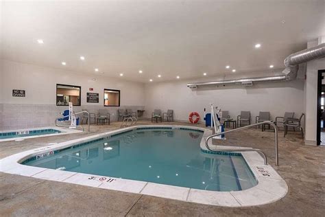 COMFORT SUITES COLORADO SPRINGS EAST - MEDICAL CENTER AREA $75 ($̶9̶5̶ ...