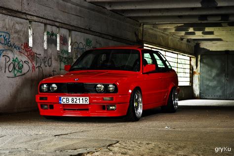 Bmw E30 325i - reviews, prices, ratings with various photos