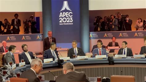 Apec｜習近平場內兩度主動與陳茂波說話 並鄰而坐交談約4分鐘 星島日報