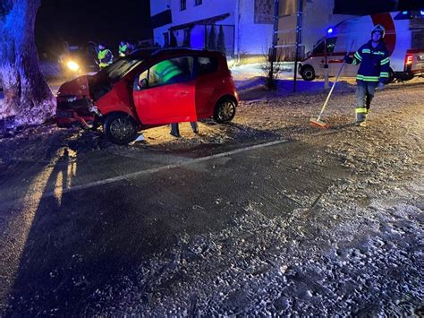 Verkehrsunfall In Vorderanger Bezirk Rohrbach