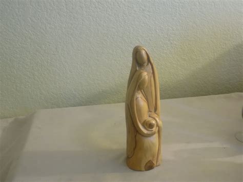 Statue of Mary Joseph & Jesus Made in Jerusalem olive Wood - Etsy