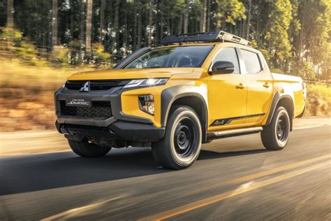 Mitsubishi L Triton Savana Chega Ao Mercado