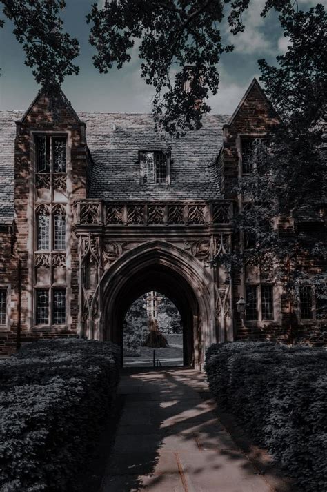 pin  hshsjjcjdisijd  fotografiia arxitektury dark academia