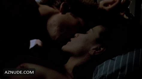 LINDA FIORENTINO Nude AZNude