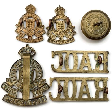 Ww2 Royal Army Ordnance Corps Raoc Cap Badge Collar Badges Shoulder