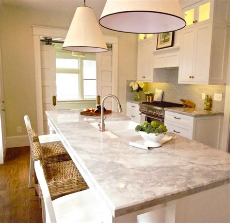 Super White Quartzite Transitional Kitchen Benjamin Moore Halo