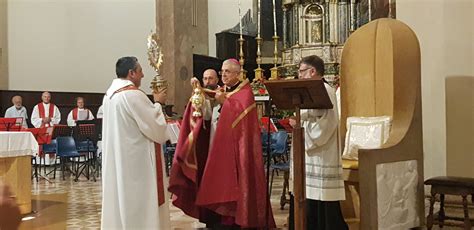 Festa Del Preziosissimo Sangue Di Ges L Ostensione Della Reliquia E