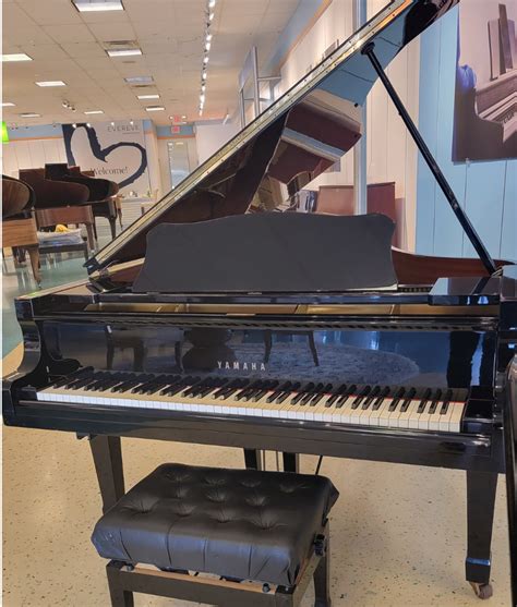 Yamaha C7 Grand Piano