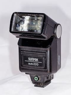 Sunpak - Camera-wiki.org - The free camera encyclopedia